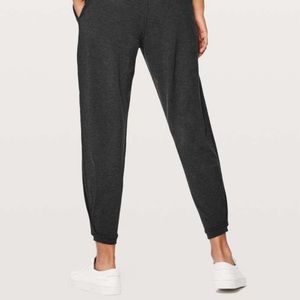 Lululemon twist and tuck pant NWT